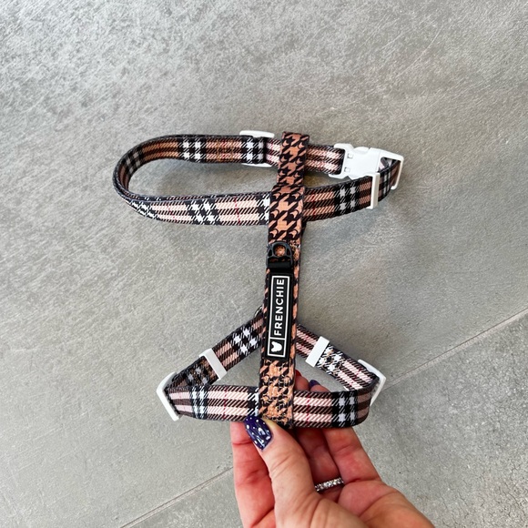 Adjustable strap harness - Picture 2 of 2